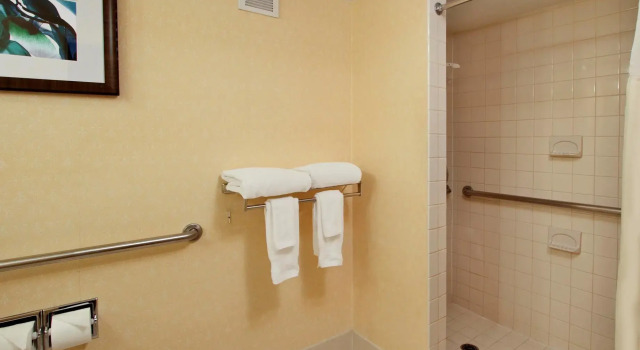 Номер Standard DoubleTree by Hilton Mahwah