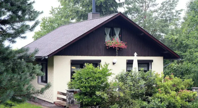 Коттедж Attraktives Ferienhaus mit Kamin in Waltershausen