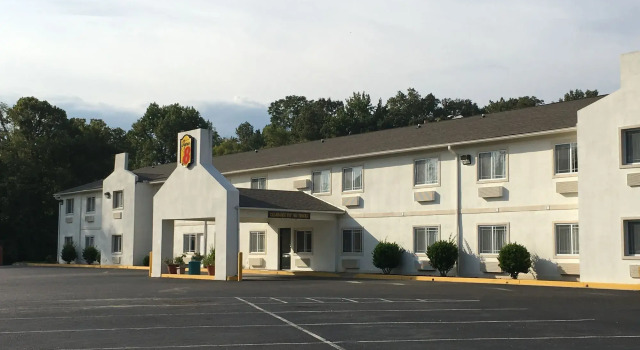 Super 8 By Wyndham Vicksburg, Забронировать Отель Виксберг Миссисипи, рядом с Vicksburg Battlefield Museum