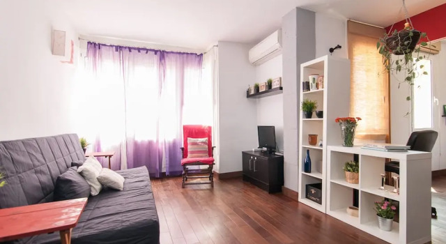 BBarcelona Gracia Charming Flats, Забронировать Отель Грасиа Барселона, рядом с Jove Regina Theatre