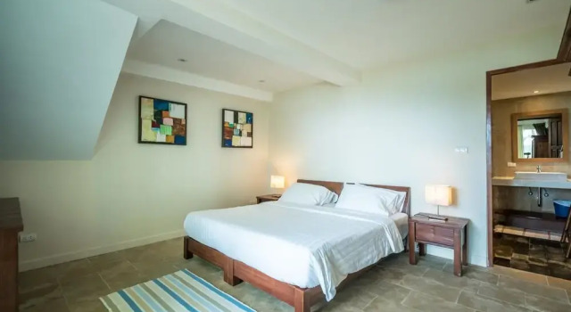 Nam Bo Villa by Lofty - Oceanfront Private Pool Villa With Maid and Cook