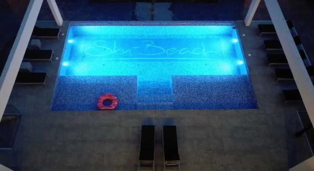 Sky Beach Aparthotel, Buchen Sie Hotel Hotels in Gespanschaft Split-Dalmatien mit Pool, Schwimmbad