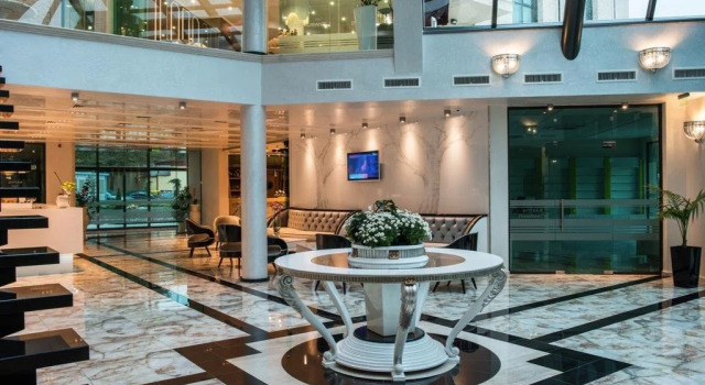 Balneo Hotel DianaMar, Rezervovat Hotel Hotely v Stara Zagora s parkováním, Parkování