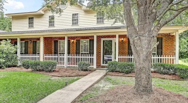 Soothing Savannah Townhome With Patio!, Reserva ahora Apartamento Apartamentos en Georgetown, Apartamento