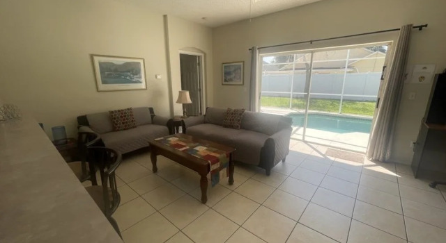Espirit Oasis 3 Bedroom Home by RedAwning, Buchen Sie Ferienhaus Hotels in Four Corners mit Pool, Schwimmbad