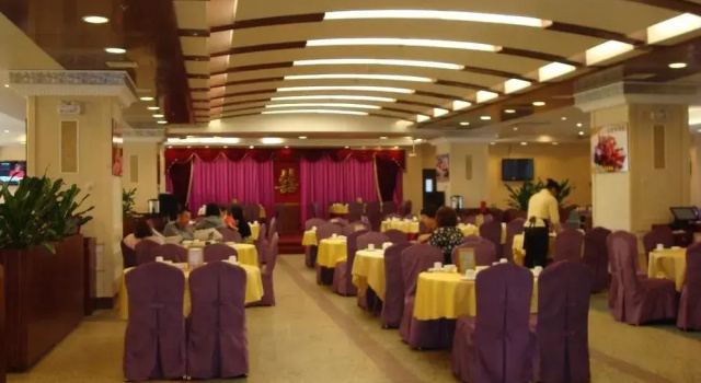 Dong Jun Hotel, Boek Hotel Hotels in Guangdong met parkeren, Parkeren