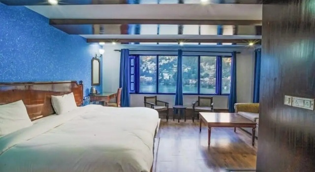 Двухместный номер Luxury Manu Maharani Regency