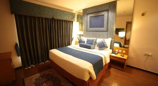 Номер Executive Park Lane Hotel