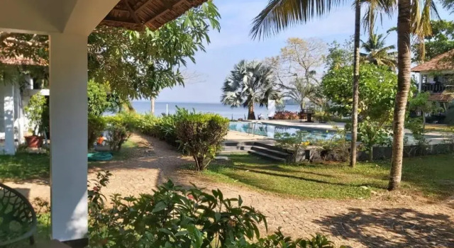 Номер Standard с видом на озеро Deshadan Backwater Resort - The best sunrise view