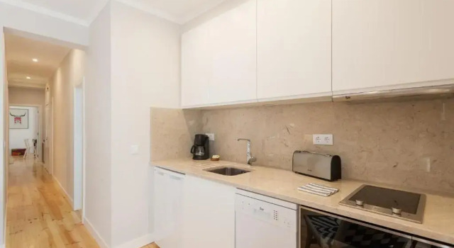 Your Lisbon Home Bairro Alto, Забронировать Апартаменты/квартира Отели Лиссабона с завтраком, рядом с Рештаурадориш, Завтраки