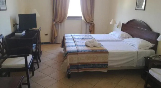 Hotel Guglielmo II, Book Hotel Hoteller i Monreale med pool, Swimmingpool