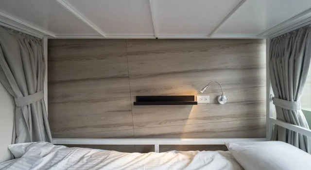 LIGHT INN - Hostel