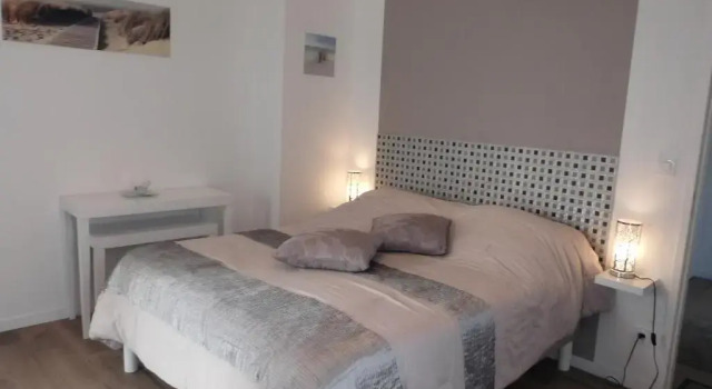 Maison Lucilda, Rezerwuj Hotel Hotele 3-gwiazdkowe w Graves, 3*