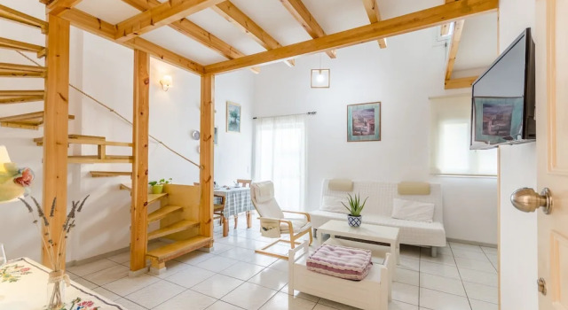 Номер Standard Дуплекс с балконом Happiness Apartments