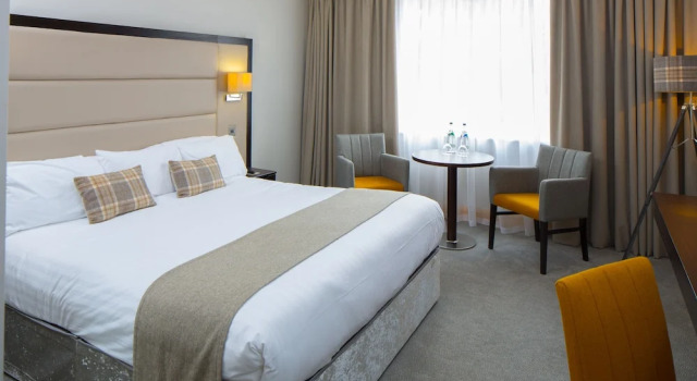 Трёхместный номер Standard Menlo Park Hotel
