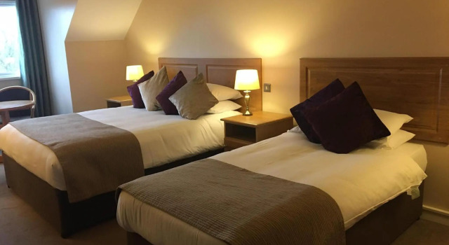 Deebert House Hotel, Book Hotel Hotels in Limerick with Parking, Parking