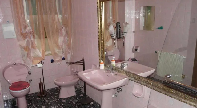 B&B La Mezza Luna, Book Bed and Breakfast Hotels in Sicily with Parking, Parking