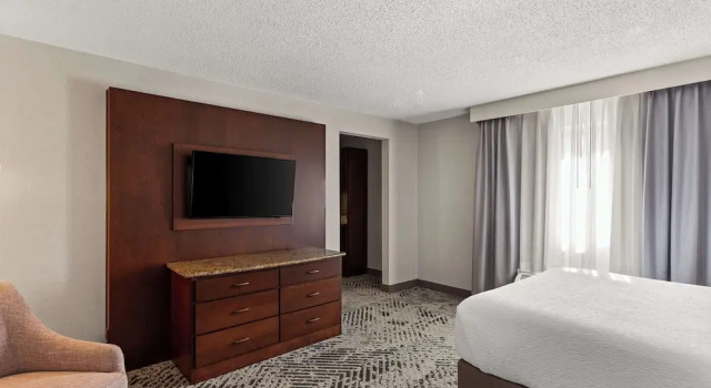 Двухместный номер Standard с видом на бассейн Wingate by Wyndham South Bend - Notre Dame
