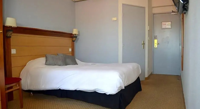 Номер Economy The Originals City Hotel Artyster Clermont Ferrand