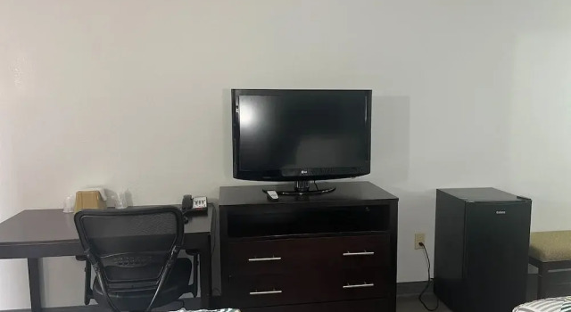 Четырёхместный номер Deluxe Motel 6 Spindale NC Forest City