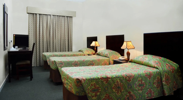 Galaxy Plaza Hotel, Забронировать Отель Дейра Дубай, рядом с Saeed Al Maktoum House