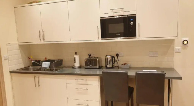 Апартаменты c 1 комнатой London Luxury Apartments 4 min walk from Ilford Station, with FREE PARKING FREE WIFI