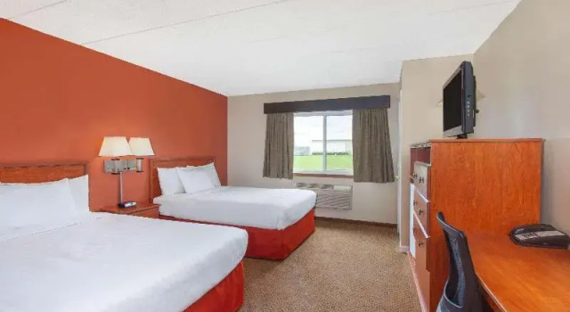 Номер Standard AmericInn by Wyndham Willmar