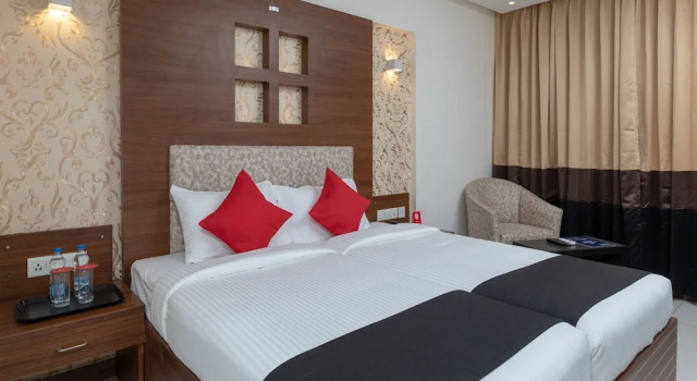 Двухместный номер Deluxe Capital O 16891 Klase Hotels