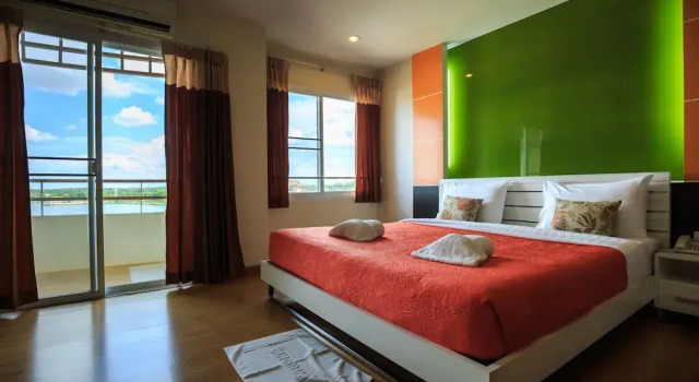 Двухместный номер Deluxe с балконом Kwanruen Park hotel