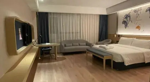 Suite Kyriad Marvelous Hotel Luoding Ring City East Road
