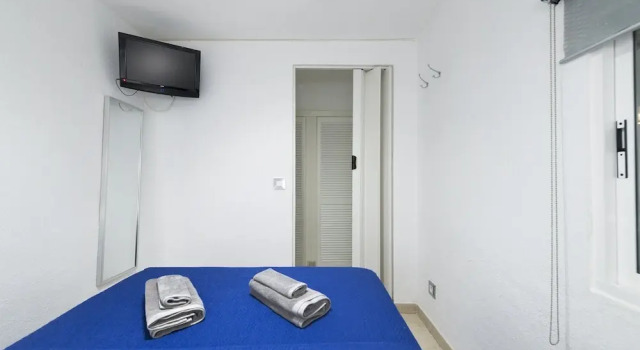 Sunny Coastal Retreat for 4, Забронировать Апартаменты/квартира Апартаменты Торремолинос, рядом с Парафия Архангела Михаила, Апартаменты/квартира