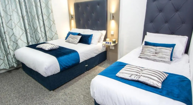 Семейный номер Standard Abbey Hotel