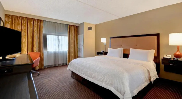 Двухместный номер Hampton Inn NY-JFK