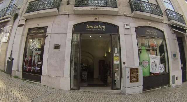 Window to Lisboa II, Забронировать Отель Мизерикорди Лиссабон, рядом с Театр Trindade