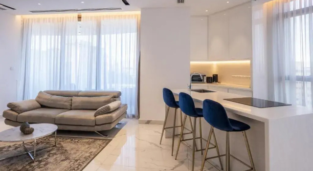 360 Nicosia - 1 bedroom Luxurious Residence, Забронировать Отель Отели Никосии с бассейном, рядом с Ministry of Foreign Affairs - Nicosia, Бассейн