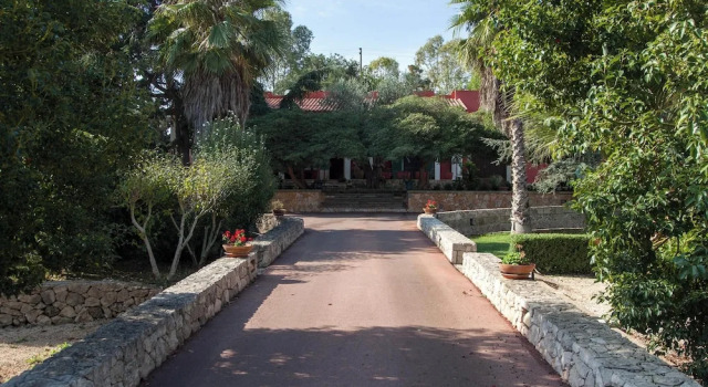 Семейная вилла Villa Gaia with pool and garden- Happy Rentals