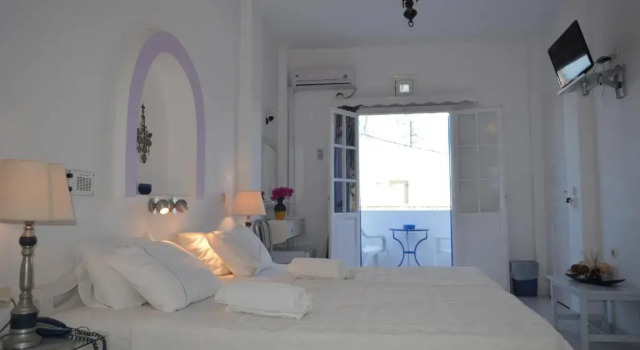 Трёхместный номер Standard Melina Hotel