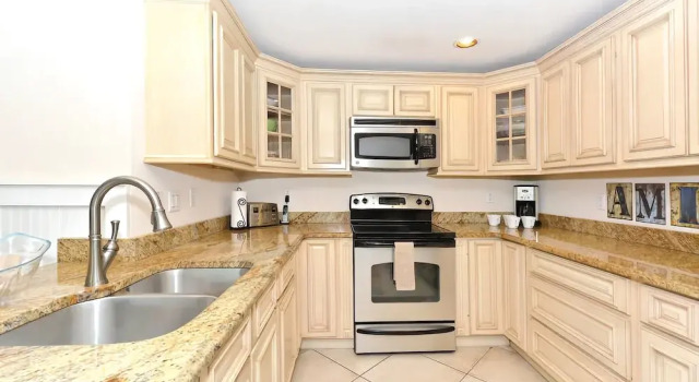 Seagrass Retreat 5 Bedrooms 3 Bathrooms Home, Забронировать Дом для отпуска Холмс-Бич Sarasota Area
