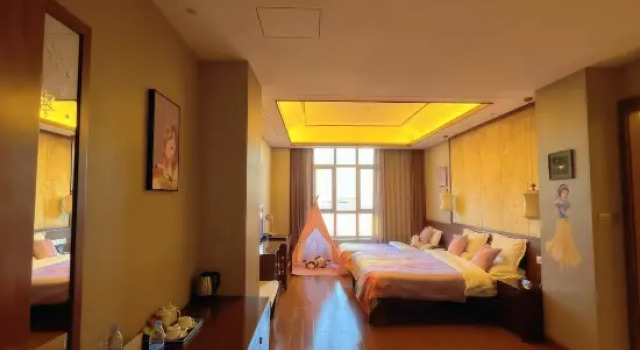 Кровать в общем номере (женский номер) Xiongan Meiquan World Holiday hotel