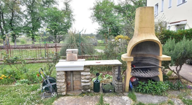 Студия с балконом Peaceful Studio in Šćavonija