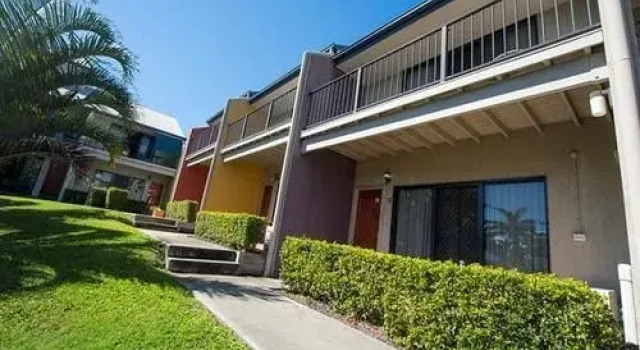 Portside Excutive Apartments, Prenota Appartamento Hotel a Queensland con parcheggio, Parcheggio