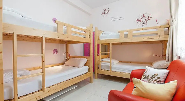 Кровать в общем номере (женский номер) Tainan Travel Inn