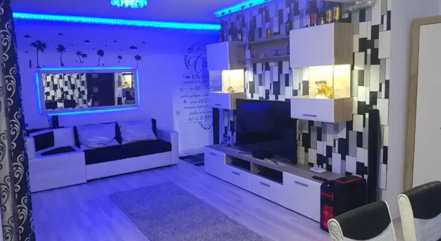 Apartament 2 camere, Забронировать Апартаменты/квартира Отели Арджеш с парковкой, Парковка