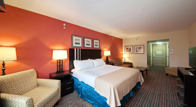 Holiday Inn Titusville/Kennedy Space Center, an IHG Hotel, Buchen Sie Hotel SPA-Hotels in Space Coast, SPA