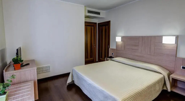 Люкс Hotel Capital