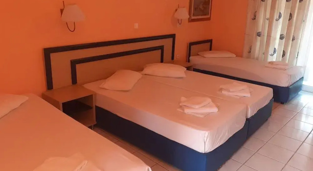 Polychrono Beach Hotel