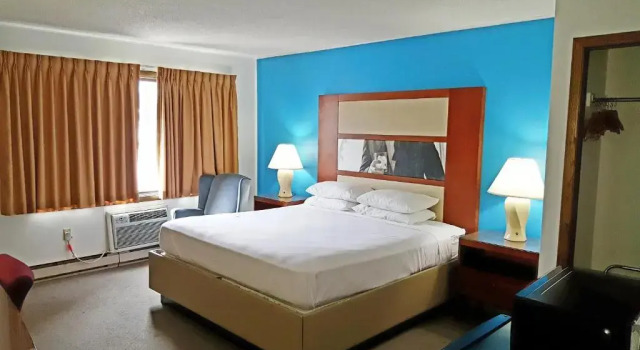 Номер Standard Country Hearth Inn Iron Mountain