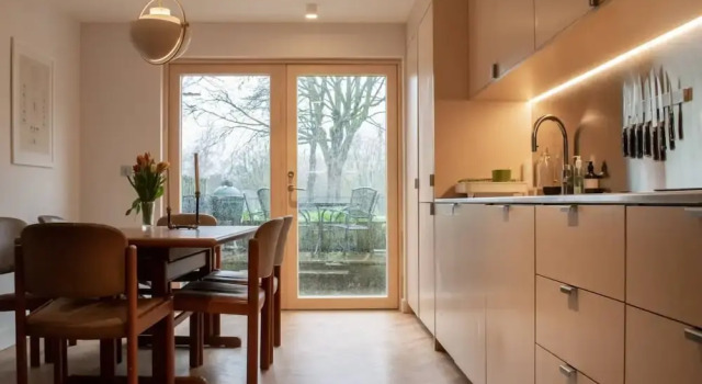 Stunning Canal Side 3 Bedroom House in East London