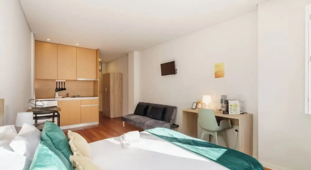Bellu Studios & Suites, Забронировать Гостевой дом Гостевые дома Portuguese Route of Santiago, Гостевой дом