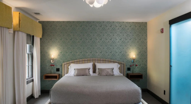 Номер Premium The Poppy Georgetown Guesthouse and Gardens